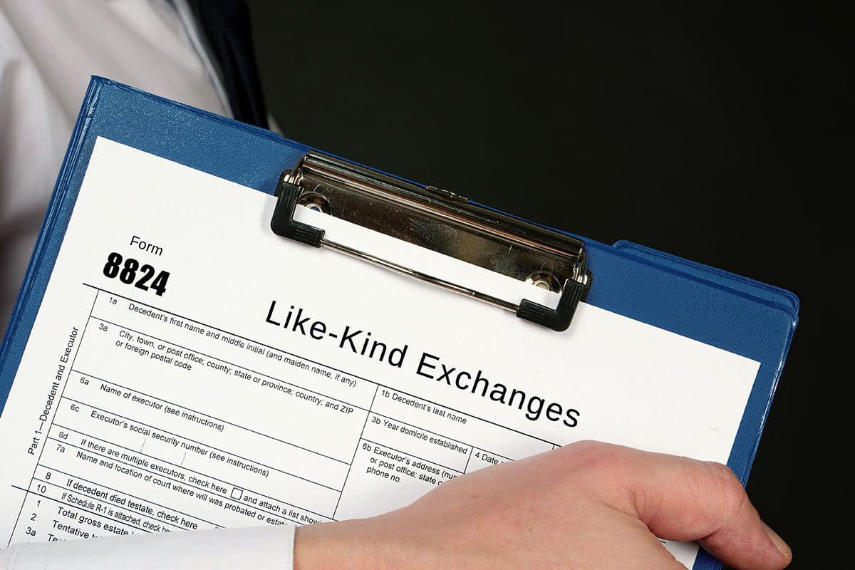 The Power of 1031 Exchange and Cost Segregation: How US Real Estate Legally Zeroes Out Taxes